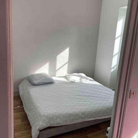 Appartement Avec Parking Proche Cathedrale Bourges Zewnętrze zdjęcie
