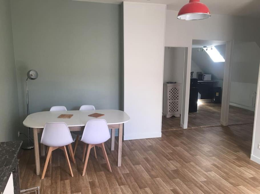 Appartement Avec Parking Proche Cathedrale Bourges Zewnętrze zdjęcie